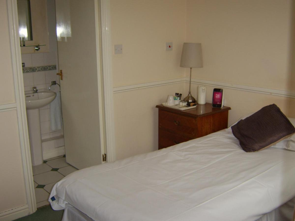 The Highwayman Hotel Kidlington Eksteriør bilde